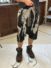 Load image into Gallery viewer, aw2016 Rick Owens Vomit Pod Shorts - Size M