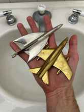 Load image into Gallery viewer, aw1983 Claude Montana Stealth Jet Brooch - Size OS