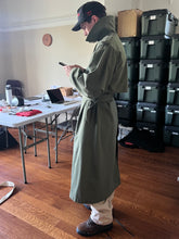 Load image into Gallery viewer, 1980s Parachute Canvas Trench Coat - Size M