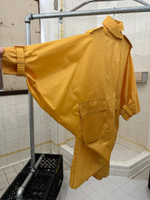 Load image into Gallery viewer, 1970s Issey Miyake Wide Pleated Back Coat - Size M