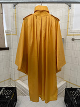 Load image into Gallery viewer, 1970s Issey Miyake Wide Pleated Back Coat - Size M