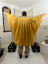 Load image into Gallery viewer, 1970s Issey Miyake Wide Pleated Back Coat - Size M