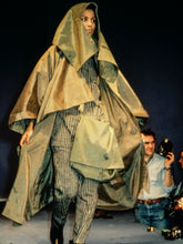 Load image into Gallery viewer, aw1984 Issey Miyake Backzip Squid Coat - Size OS