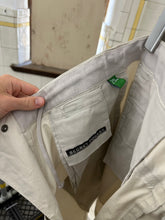 Load image into Gallery viewer, 2000s Dockers Equipment For Legs x Massimo Osti Velcro Back Pocket Shorts - Size M