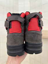 Load image into Gallery viewer, 2000s Salomon Adventure 7 Gen 2 - Size 8 US