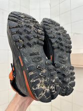 Load image into Gallery viewer, 2000s Salomon Adventure 7 Gen 2 - Size 5.5 US