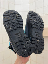 Load image into Gallery viewer, 2000s Salomon Adventure 7 Gen 2 - Size 6 US