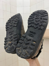 Load image into Gallery viewer, 2000s Salomon Adventure 7 Gen 2 - Size 9.5 US