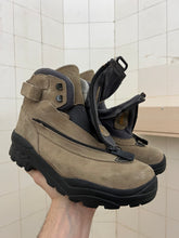 Load image into Gallery viewer, 1990s Salomon Adventure 7 Gen 1 - Size 7 US