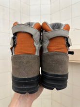 Load image into Gallery viewer, 2000s Salomon Adventure 7 Gen 2 - Size 11 US
