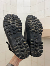 Load image into Gallery viewer, 2000s Salomon Adventure 7 Gen 2 - Size 6 US