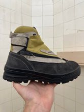 Load image into Gallery viewer, 2000s Salomon Adventure 7 Gen 2 - Size 8 US