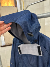 Load image into Gallery viewer, 2000s Levis All Duty Denim Mountain Parka - Size M