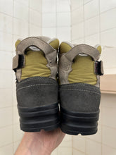 Load image into Gallery viewer, 2000s Salomon Adventure 7 Gen 2 - Size 7 US