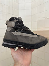 Load image into Gallery viewer, 2000s Salomon Adventure 7 Gen 2 - Size 7 US
