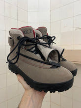 Load image into Gallery viewer, 2000s Salomon Adventure 7 Gen 2 - Size 7.5 US
