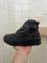 Load image into Gallery viewer, 2000s Salomon Adventure 7 Gen 2 - Size 6 US