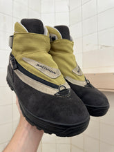 Load image into Gallery viewer, 2000s Salomon Adventure 7 Gen 2 - Size 8.5 US
