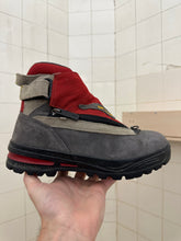 Load image into Gallery viewer, 2000s Salomon Adventure 7 Gen 2 - Size 7.5 US