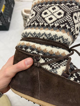 Load image into Gallery viewer, aw2003 Junya Watanabe Knitted Arctic Boots - Size M