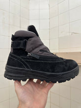 Load image into Gallery viewer, 2000s Salomon Adventure 7 Gen 2 - Size 8 US