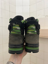 Load image into Gallery viewer, 2000s Salomon Adventure 7 Gen 2 - Size 8 US