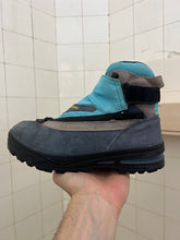 Load image into Gallery viewer, 2000s Salomon Adventure 7 Gen 2 - Size 6 US
