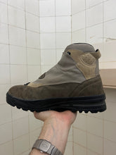 Load image into Gallery viewer, 2000s Salomon Adventure 7 Gen 2 - Size 9.5 US