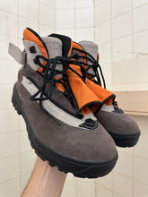 Load image into Gallery viewer, 2000s Salomon Adventure 7 Gen 2 - Size 8.5 US