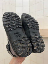 Load image into Gallery viewer, 2000s Salomon Adventure 7 Gen 2 - Size 5.5 US