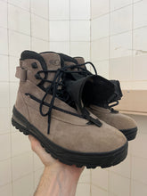 Load image into Gallery viewer, 2000s Salomon Adventure 7 Gen 2 - Size 8.5 US