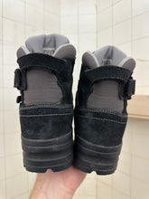 Load image into Gallery viewer, 2000s Salomon Adventure 7 Gen 2 - Size 8.5 US