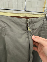 Load image into Gallery viewer, 1980s Marithe Francois Girbaud x Closed Pleated Waistband Trousers - Size L