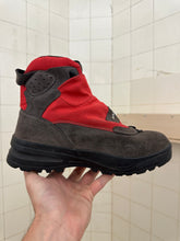 Load image into Gallery viewer, 2000s Salomon Adventure 7 Gen 2 - Size 8 US
