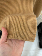 Load image into Gallery viewer, 1980s Issey Miyake Multi-Layered Knit Skirt - Size Women's M