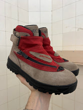 Load image into Gallery viewer, 2000s Salomon Adventure 7 Gen 2 - Size 7.5 US