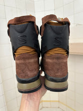Load image into Gallery viewer, 1990s Salomon Adventure 9 Hiking Boots in Orange - Size 9 US