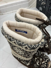 Load image into Gallery viewer, aw2003 Junya Watanabe Knitted Arctic Boots - Size M