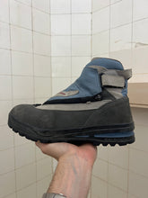 Load image into Gallery viewer, 2000s Salomon Adventure 7 Gen 2 - Size 11 US