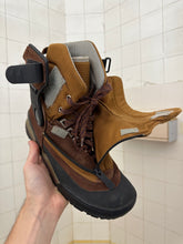 Load image into Gallery viewer, 1990s Salomon Adventure 9 Hiking Boots in Orange - Size 9 US