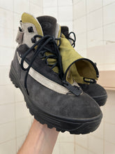 Load image into Gallery viewer, 2000s Salomon Adventure 7 Gen 2 - Size 8 US