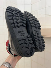Load image into Gallery viewer, 2000s Salomon Adventure 7 Gen 2 - Size 7 US