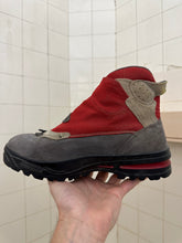 Load image into Gallery viewer, 2000s Salomon Adventure 7 Gen 2 - Size 7.5 US