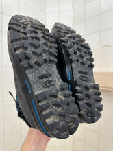Load image into Gallery viewer, 2000s Salomon Adventure 7 Gen 2 - Size 7 US
