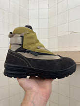 Load image into Gallery viewer, 2000s Salomon Adventure 7 Gen 2 - Size 8.5 US