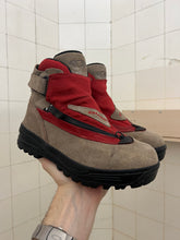 Load image into Gallery viewer, 2000s Salomon Adventure 7 Gen 2 - Size 5.5 US