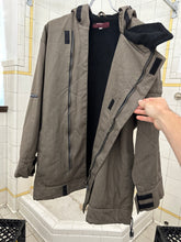 Load image into Gallery viewer, 2000s Levis All Duty Khaki Mountain Parka - Size M