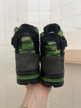 Load image into Gallery viewer, 2000s Salomon Adventure 7 Gen 2 - Size 6 US