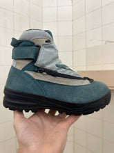 Load image into Gallery viewer, 2000s Salomon Adventure 7 Gen 2 - Size 5.5 US