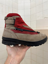 Load image into Gallery viewer, 2000s Salomon Adventure 7 Gen 2 - Size 9.5 US